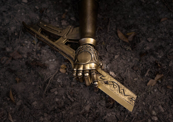 Elden Ring Malenia Valkyrie Prosthesis Golden Arm Collector Replica