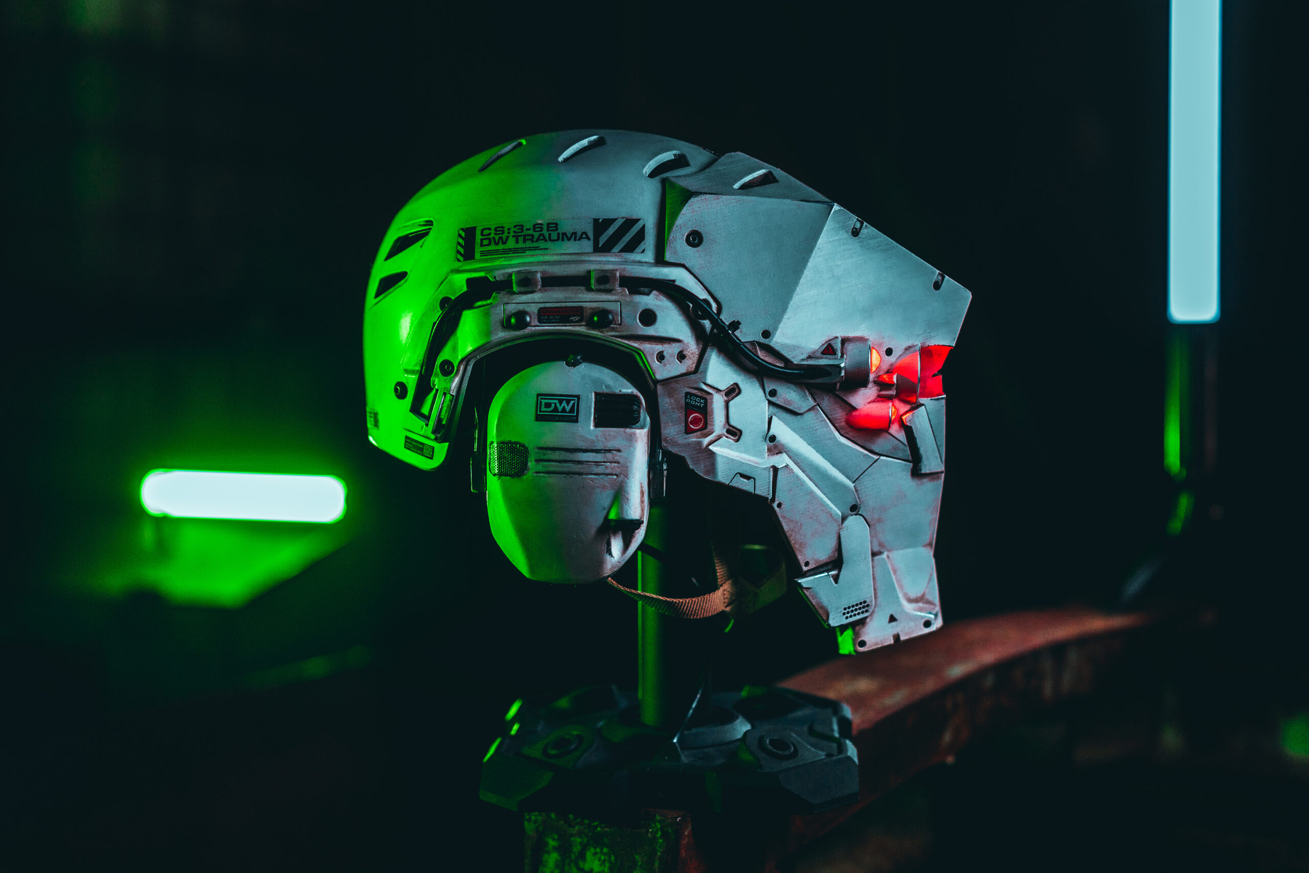 Apex Predator Trauma Team Medical Edition Cyberpunk Helmet 3