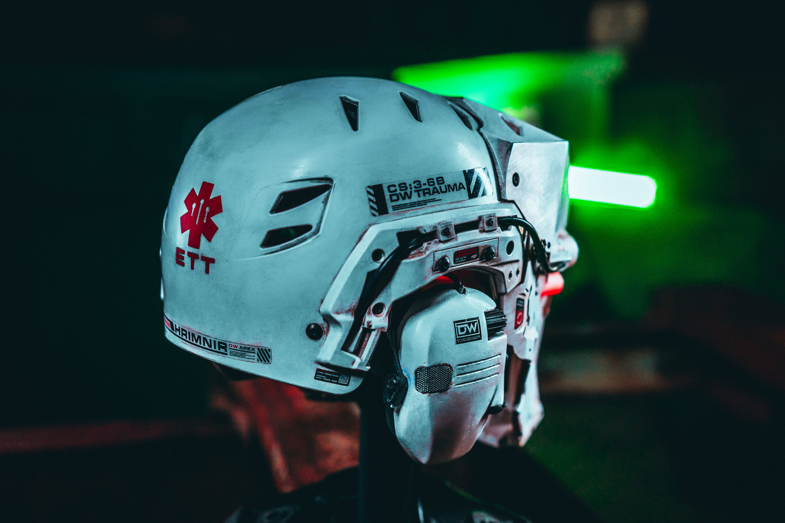 Apex Predator Trauma Team Medical Edition Cyberpunk Helmet 4